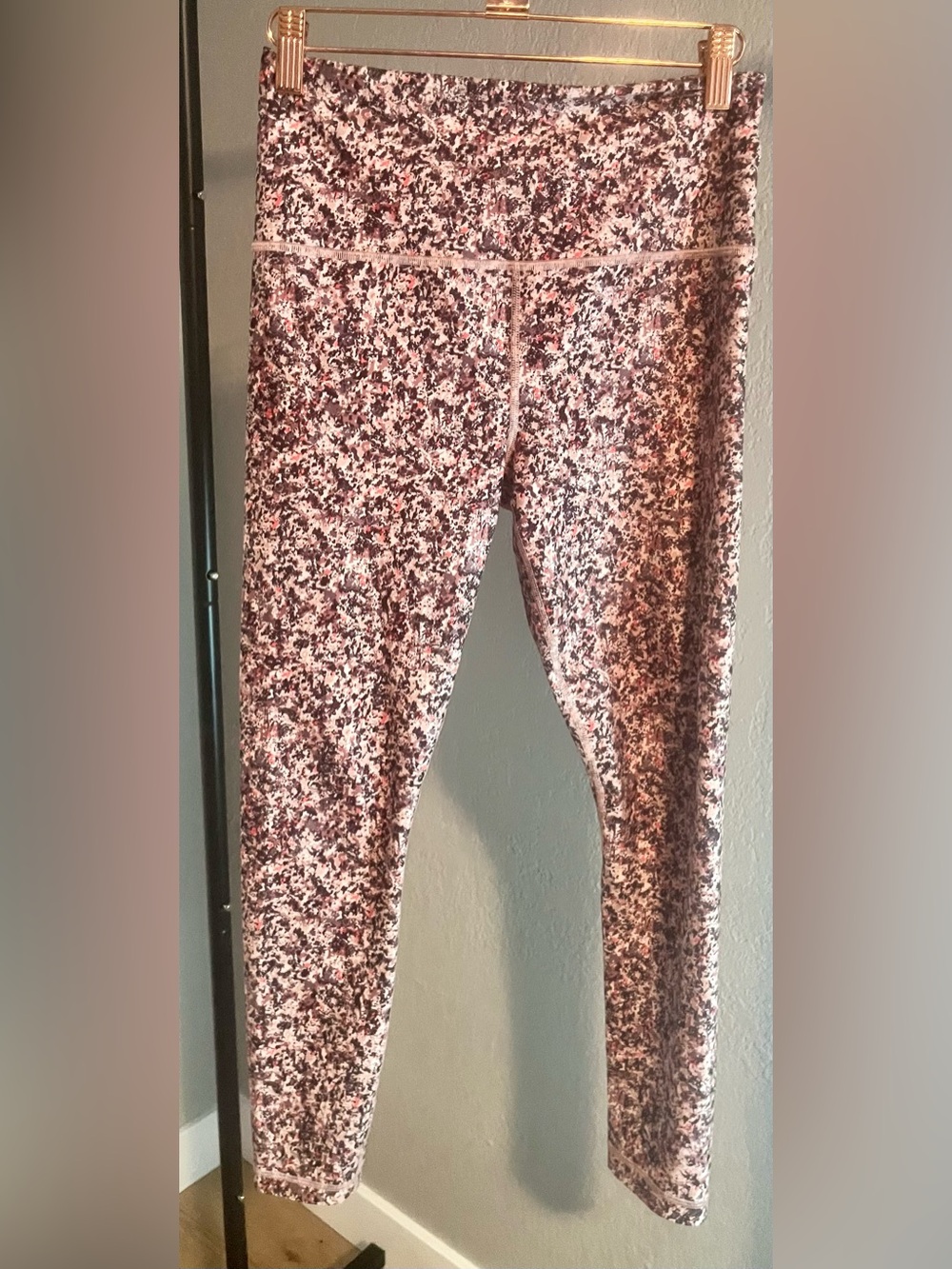 Athleta Elation 7/8 Tight Leggings